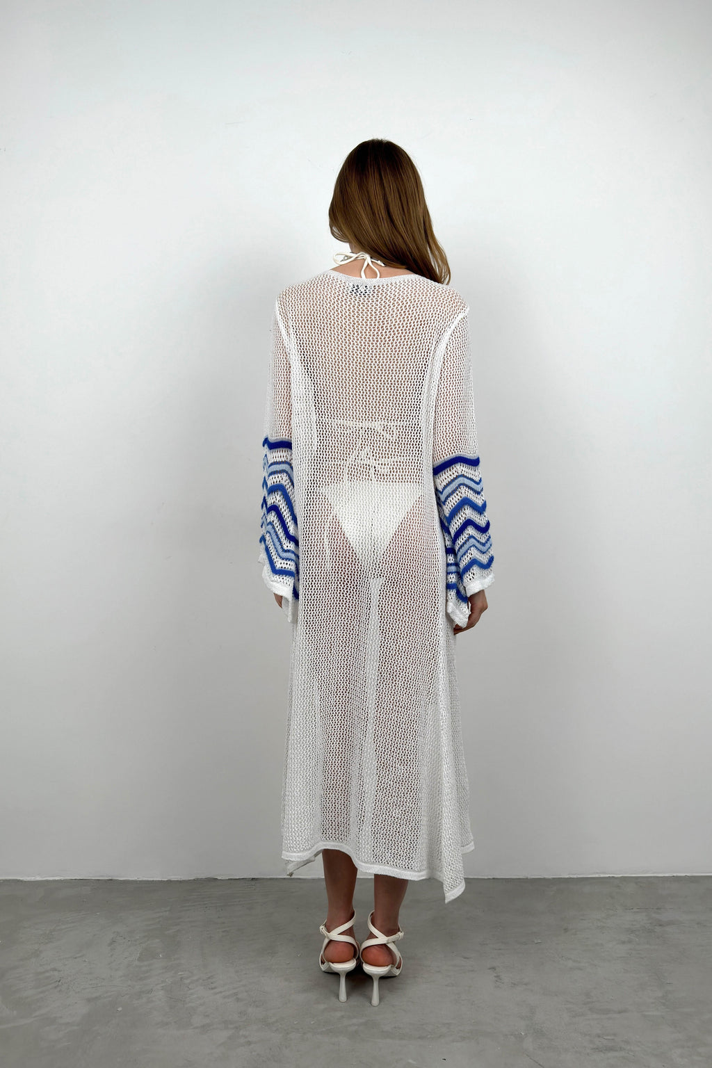 Flounce Sleeve Lace-Up White Knit Pareo