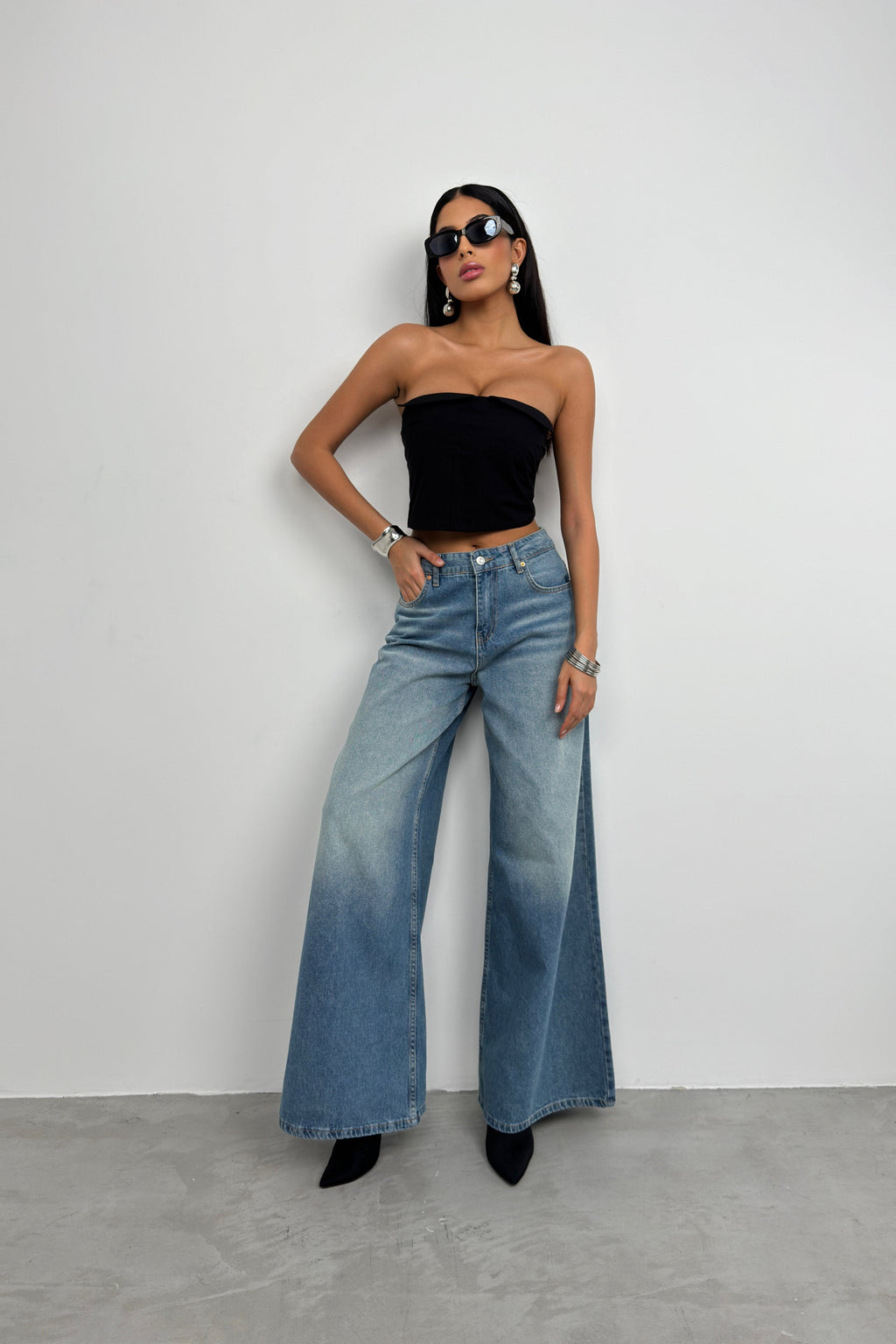 Wide Leg Washed Blue Jeanss