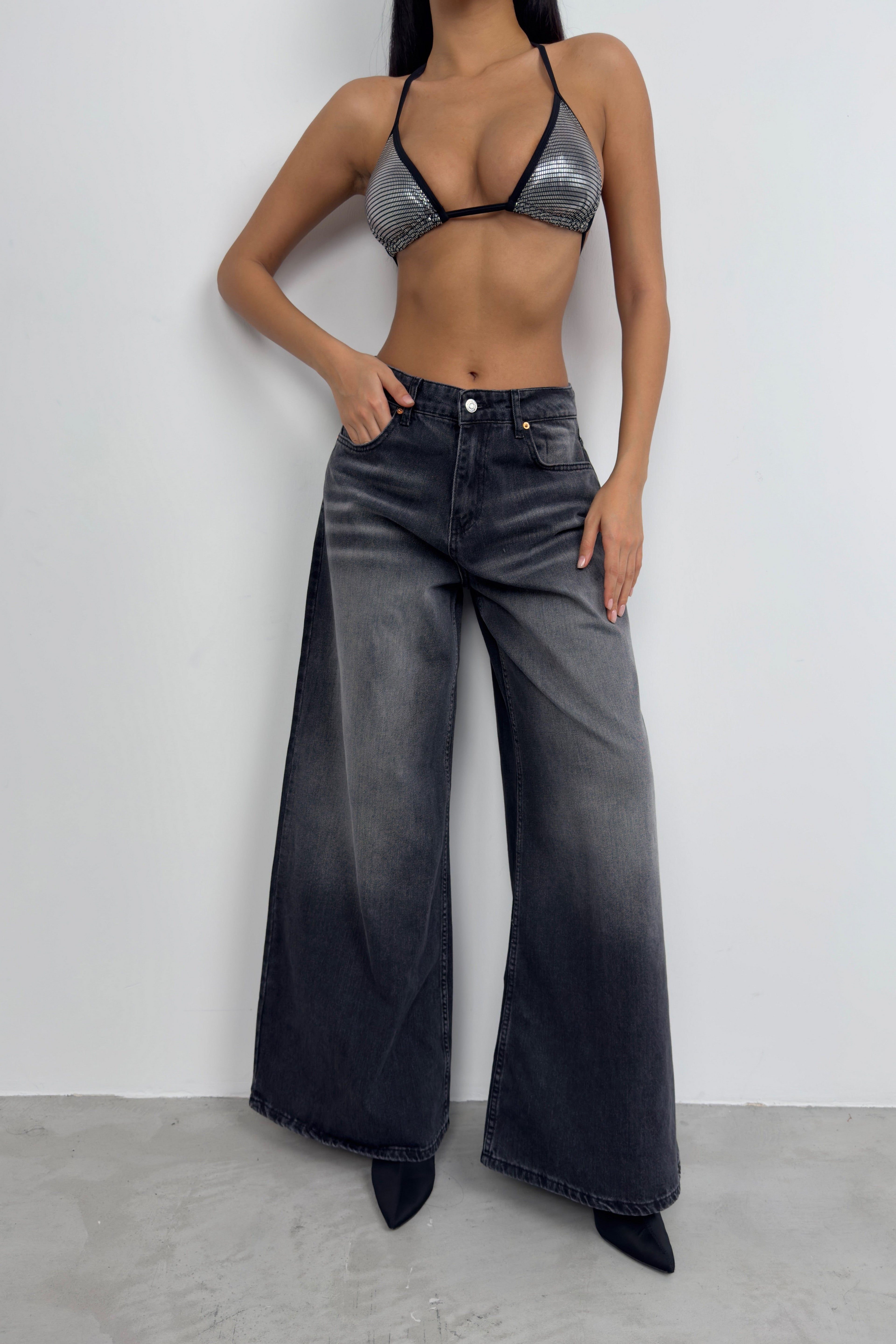 Wide Leg Washed Gray Jeanss