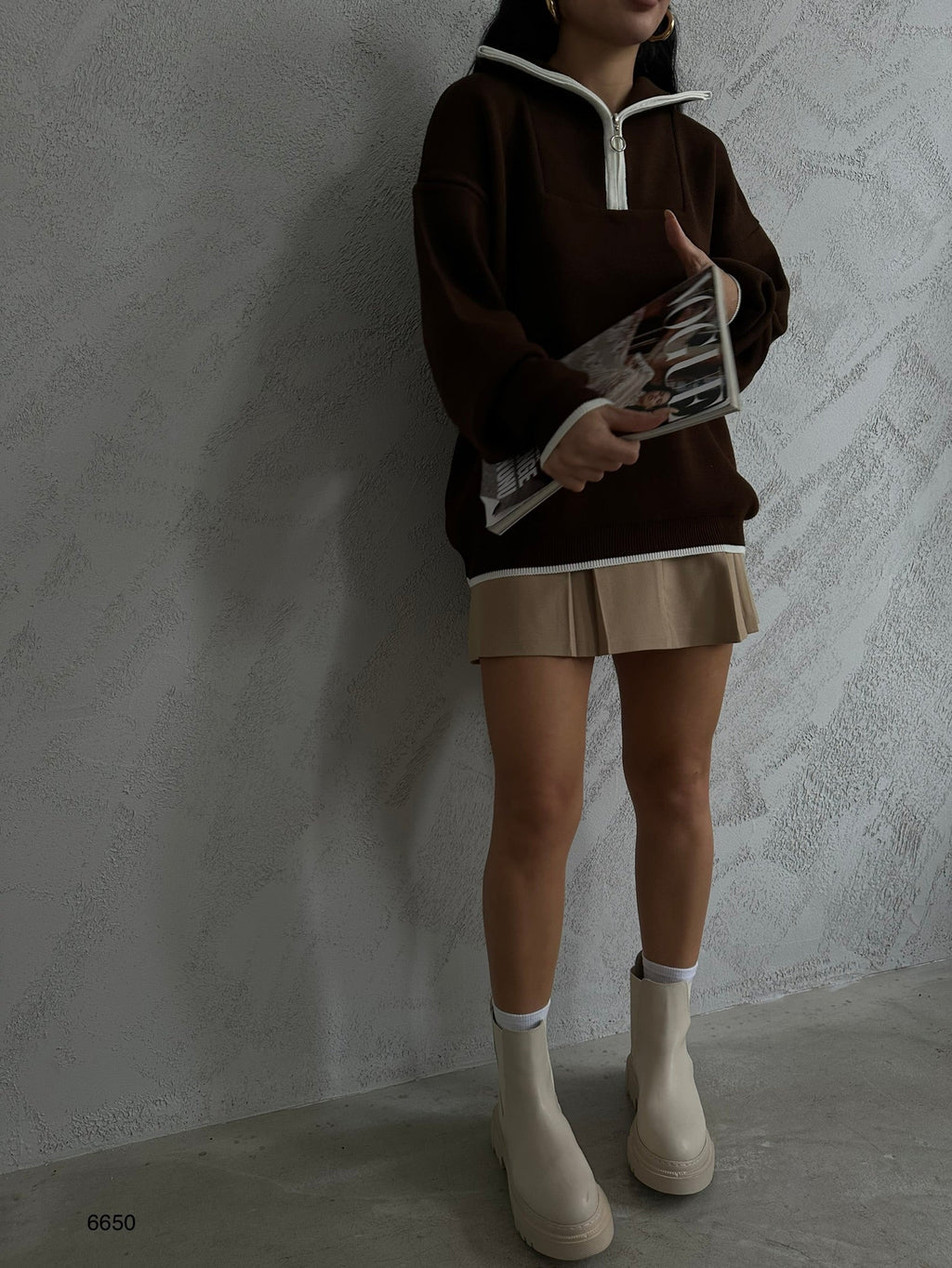 Collar Zipper Detail Brown Oversize Sweater