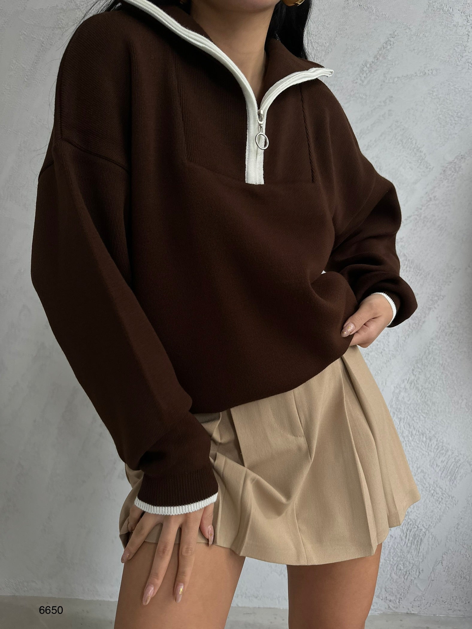Collar Zipper Detail Brown Oversize Sweater