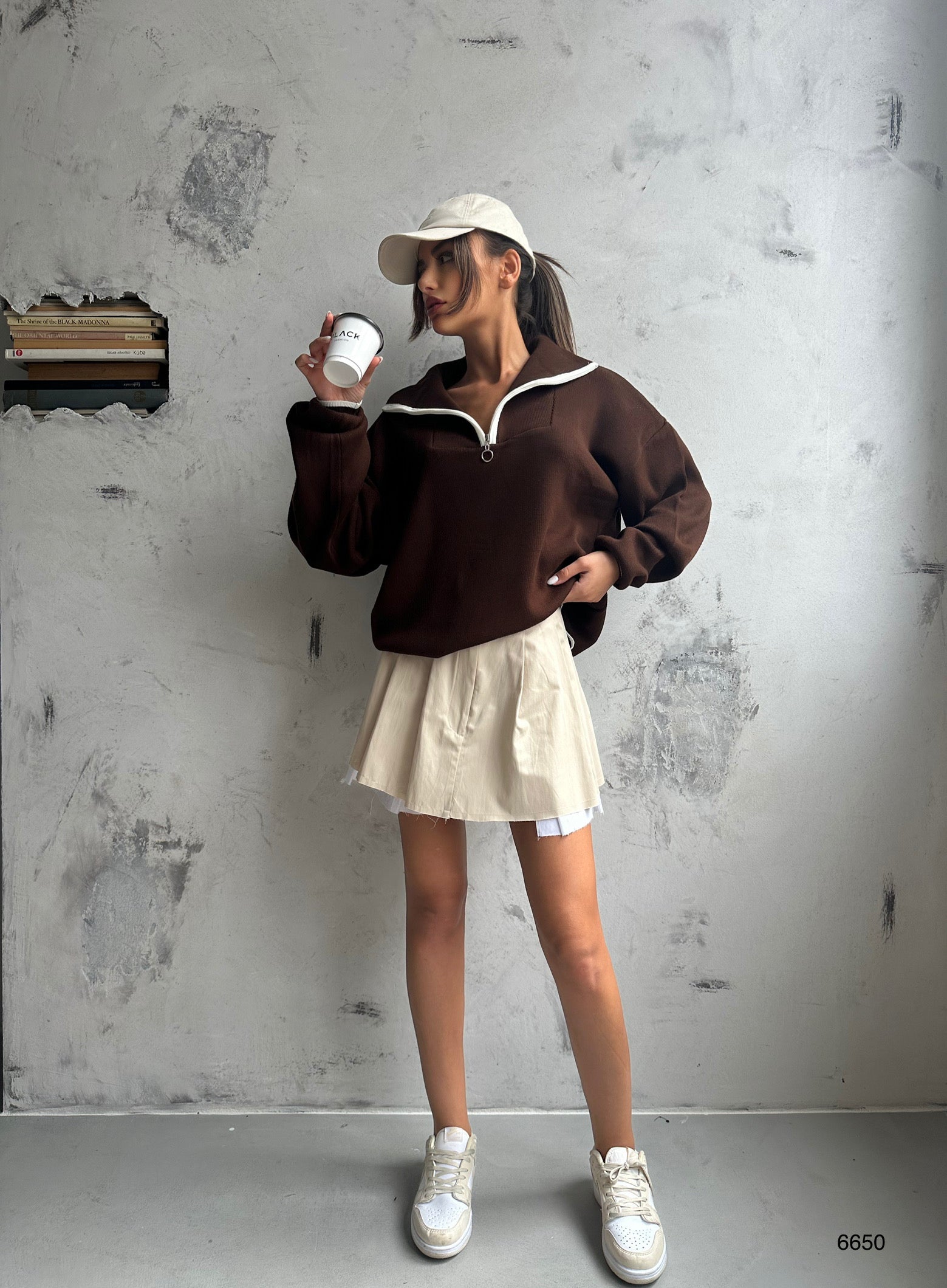 Collar Zipper Detail Brown Oversize Sweater