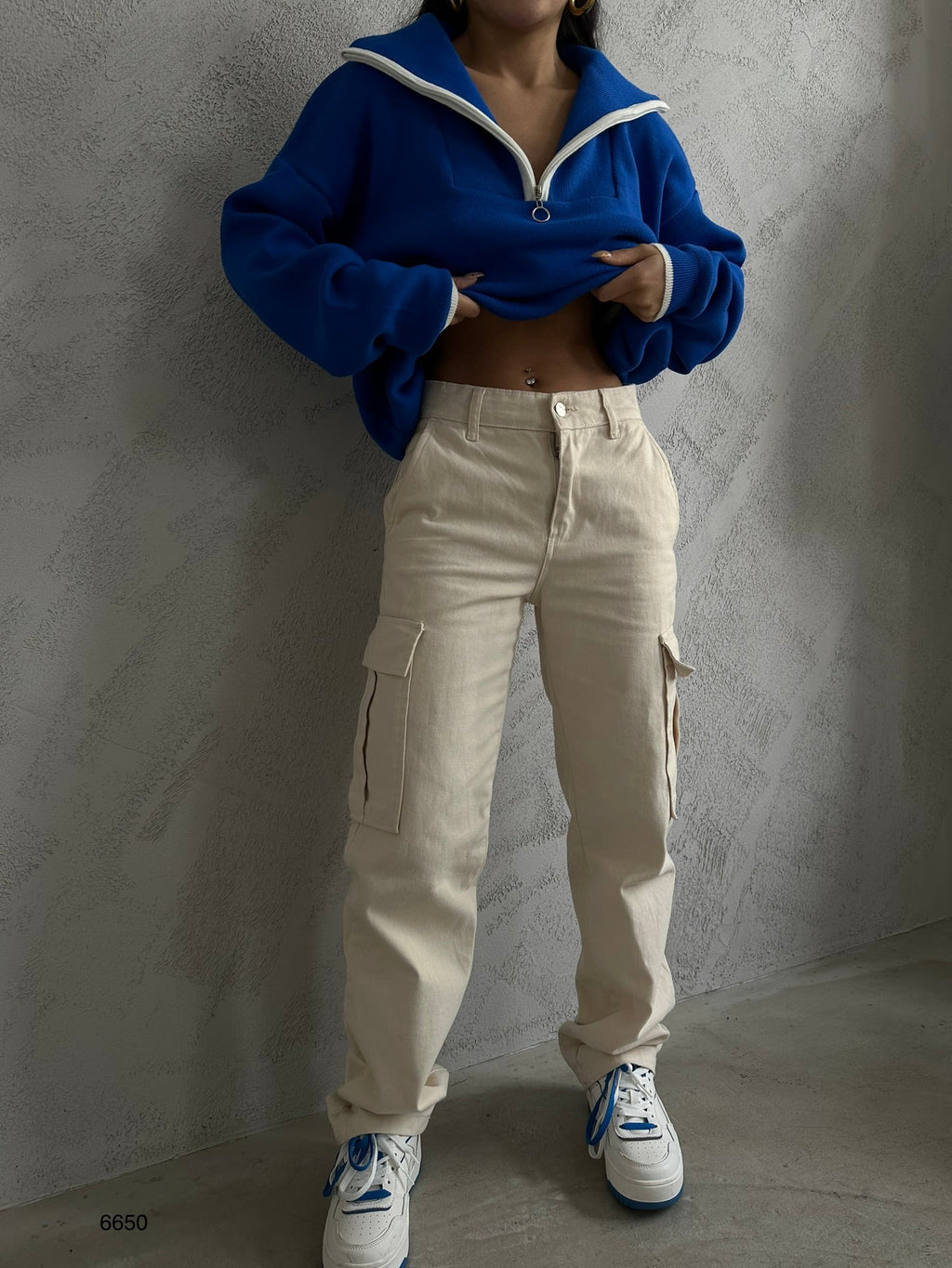 Collar Zipper Detail Saks Oversize Sweater