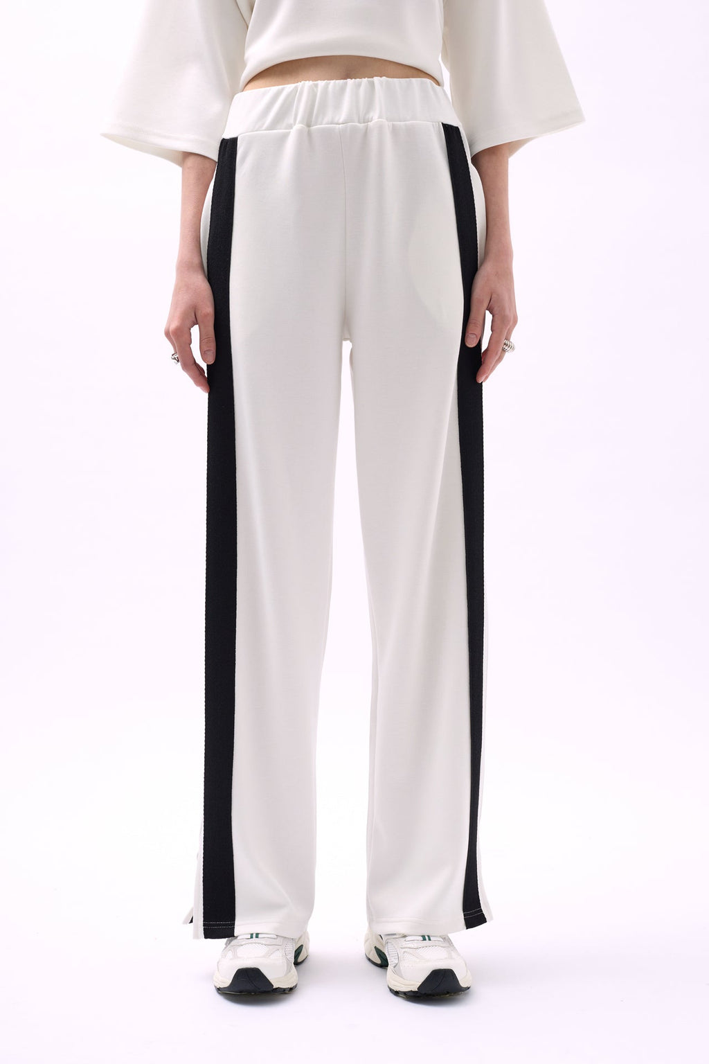 Side Stripe White Sweatpants Bottom