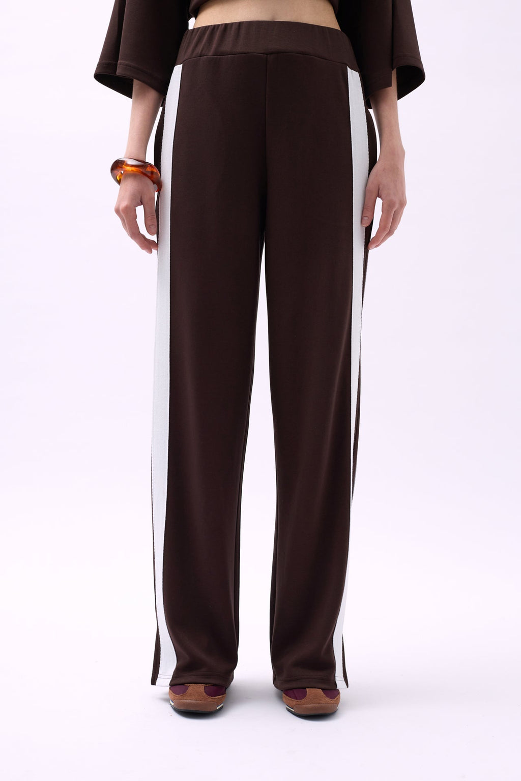 Side Stripe Brown Sweatpants Bottom