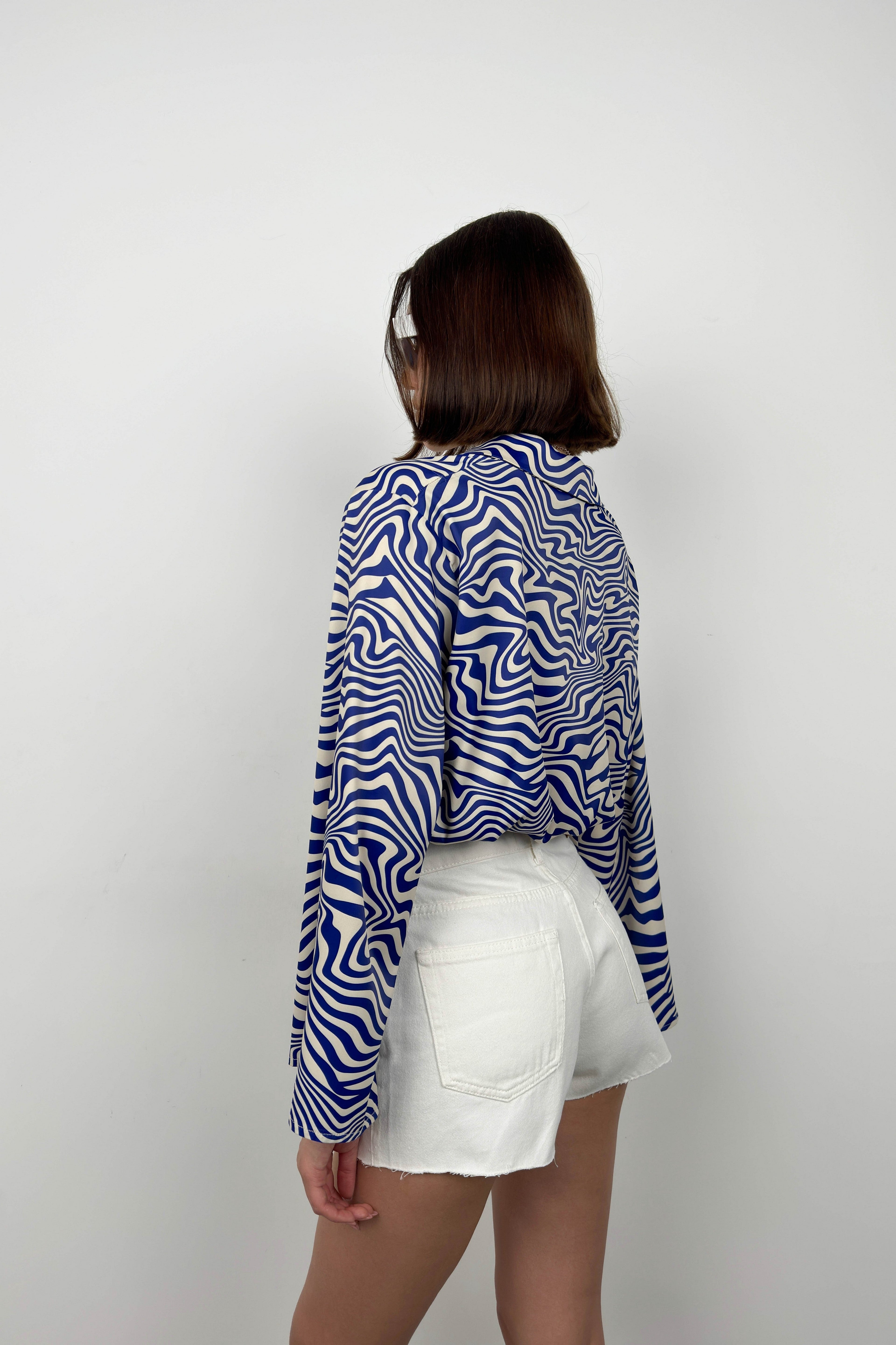 Batwing Sleeve Patterned Blue Blouse