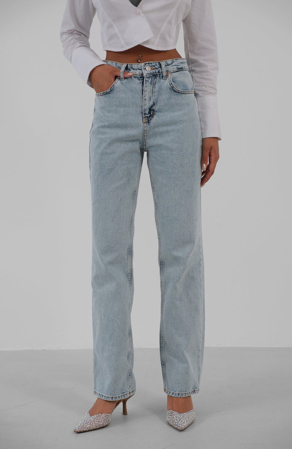 High Waist Mom Jeanss