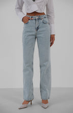 High Waist Mom Jeanss