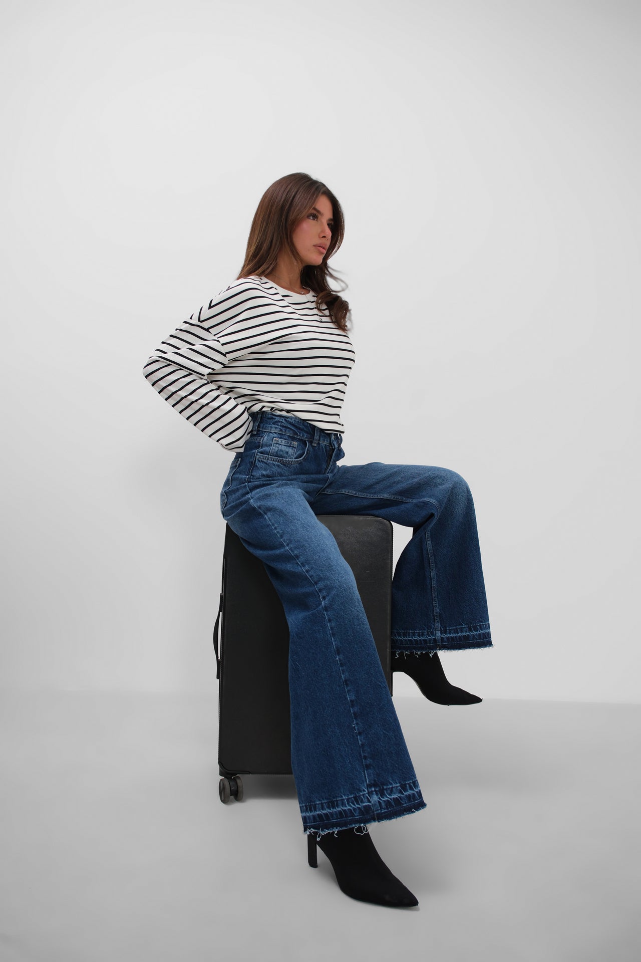 High Waist Hem Detail Dark Blue Jeans