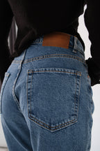 High Waist Slim Leg Blue Jeanss
