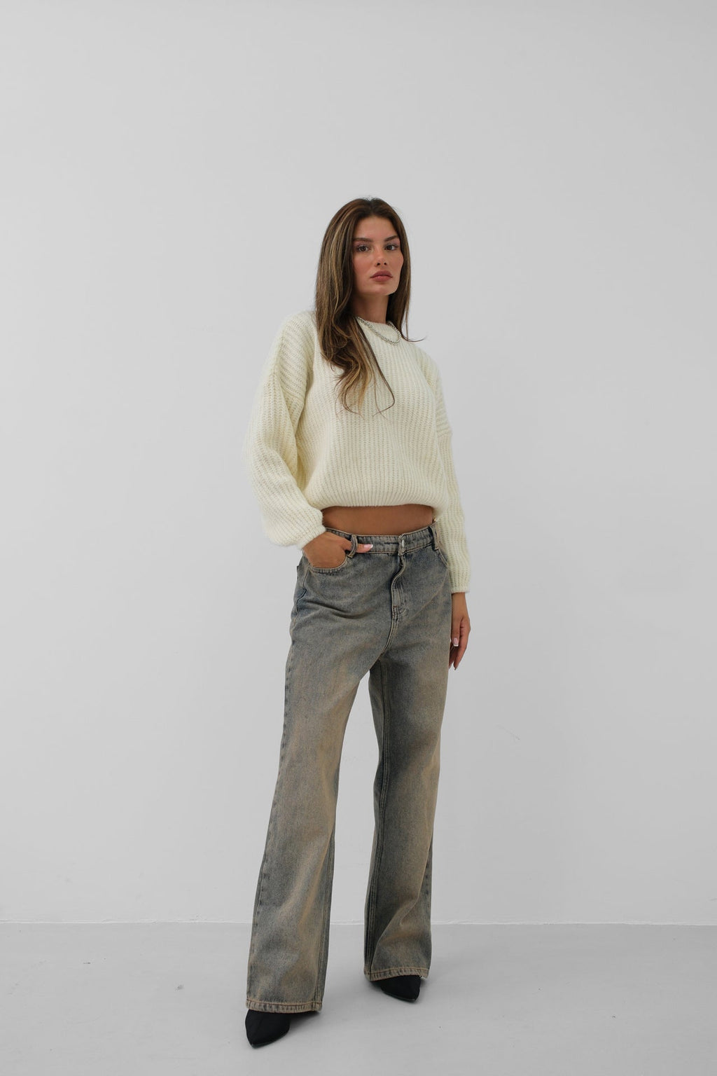 Round Yakali Ecru Oversize Knit Sweater