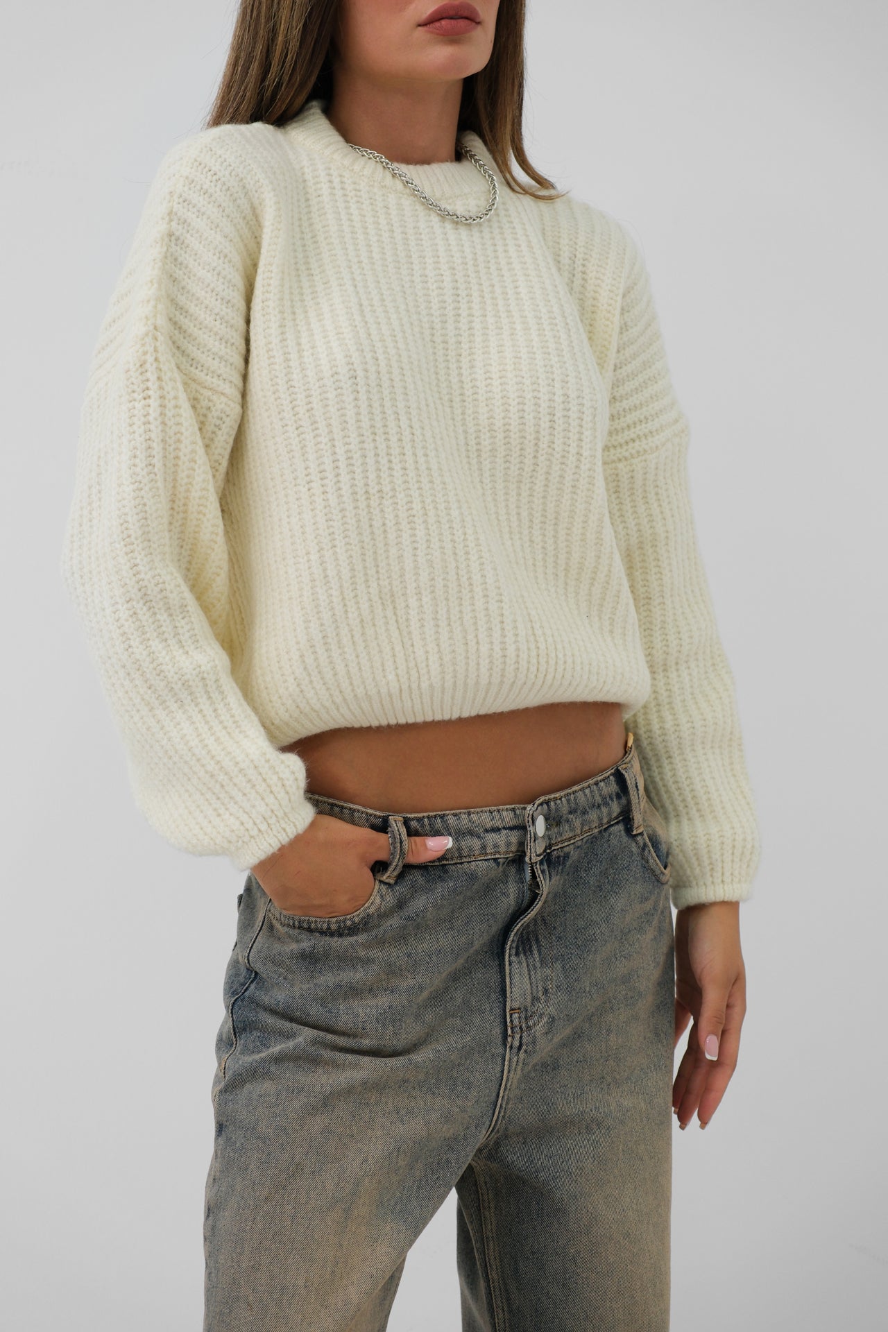 Round Yakali Ecru Oversize Knit Sweater